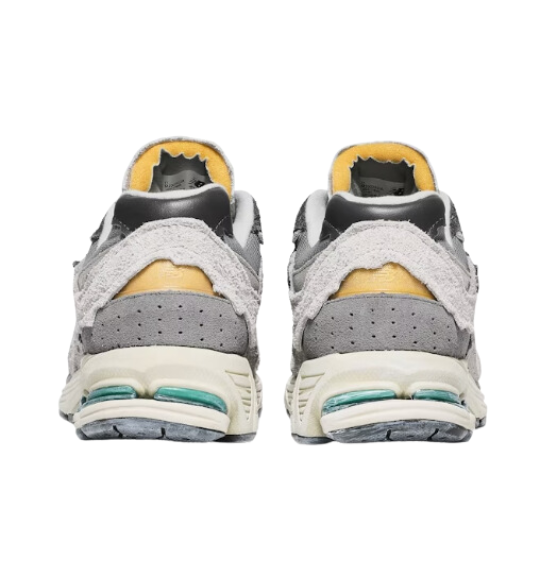 New Balance 2002R Protection Pack Rain Cloud - Razan Sneakers
