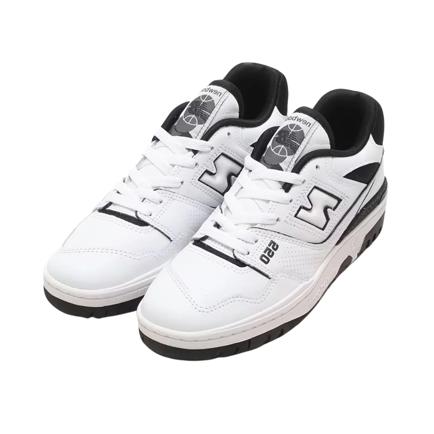 New Balance 550 White Oreo - Razan Sneakers