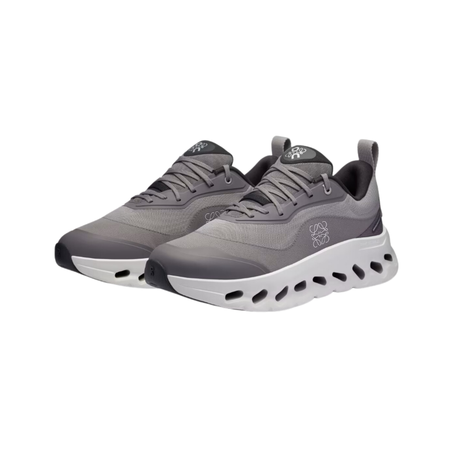 ON Cloudtilt 2 LOEWE Grey - Razan Sneakers