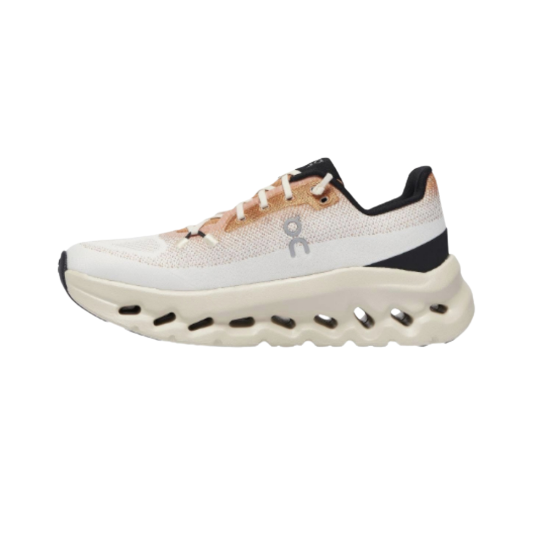 On Cloudtilt Ivory Almond (W) - Razan Sneakers